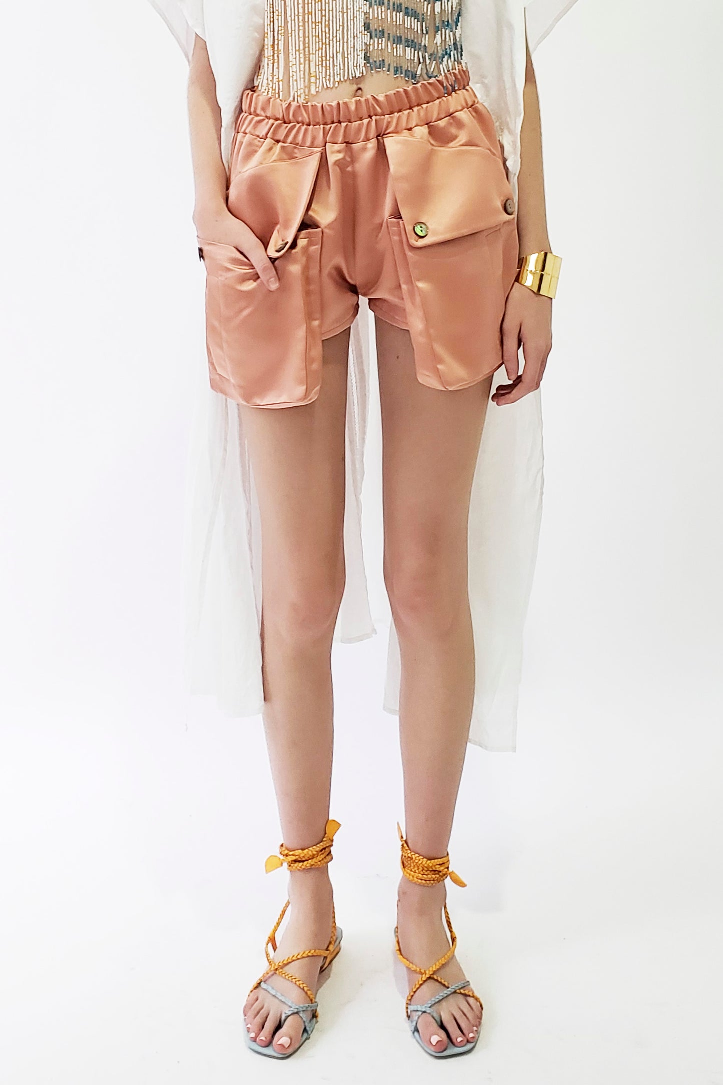 Big pocket satin shorts