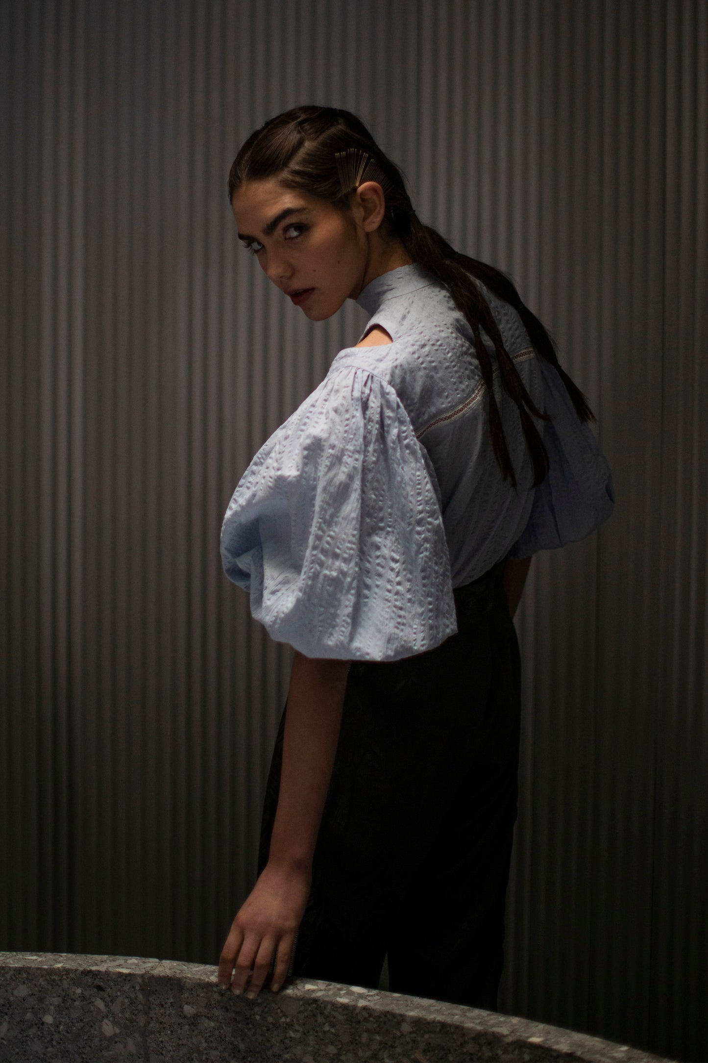 Volume sleeve blouse