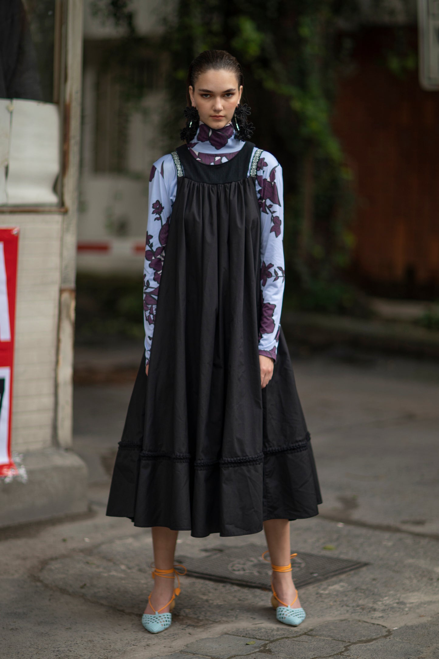 Hand knit linking detailed circle dress