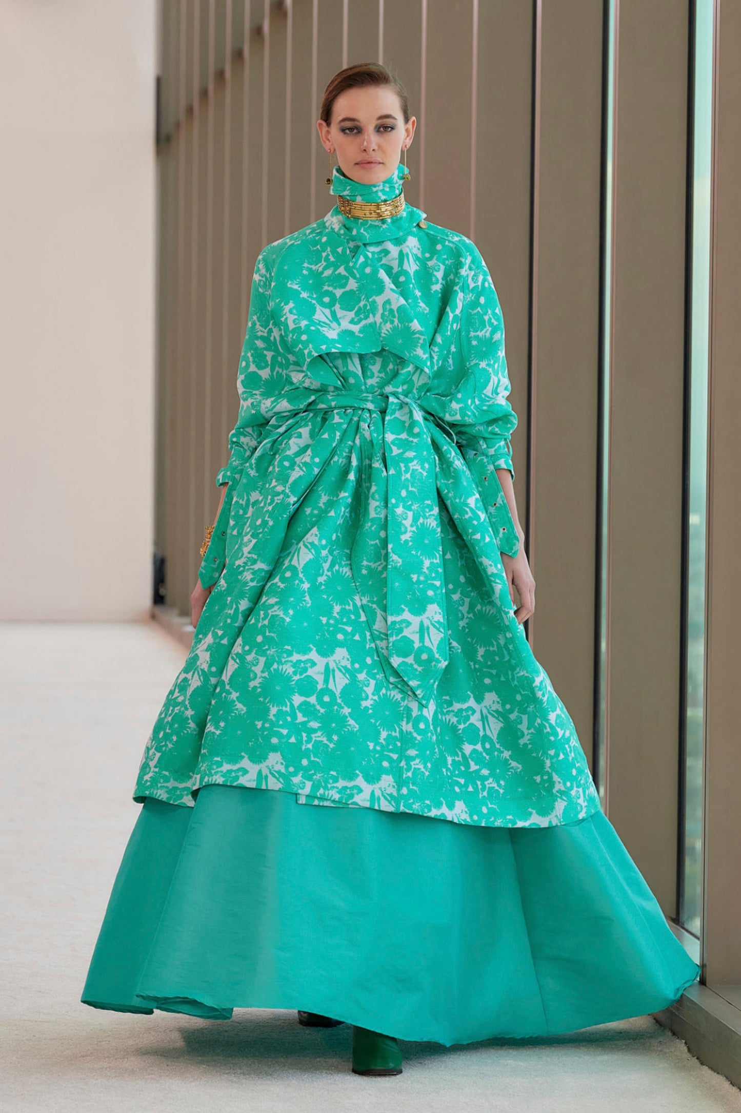 Flower jacquard volume Trench coat with Purepecha artisan woven tape